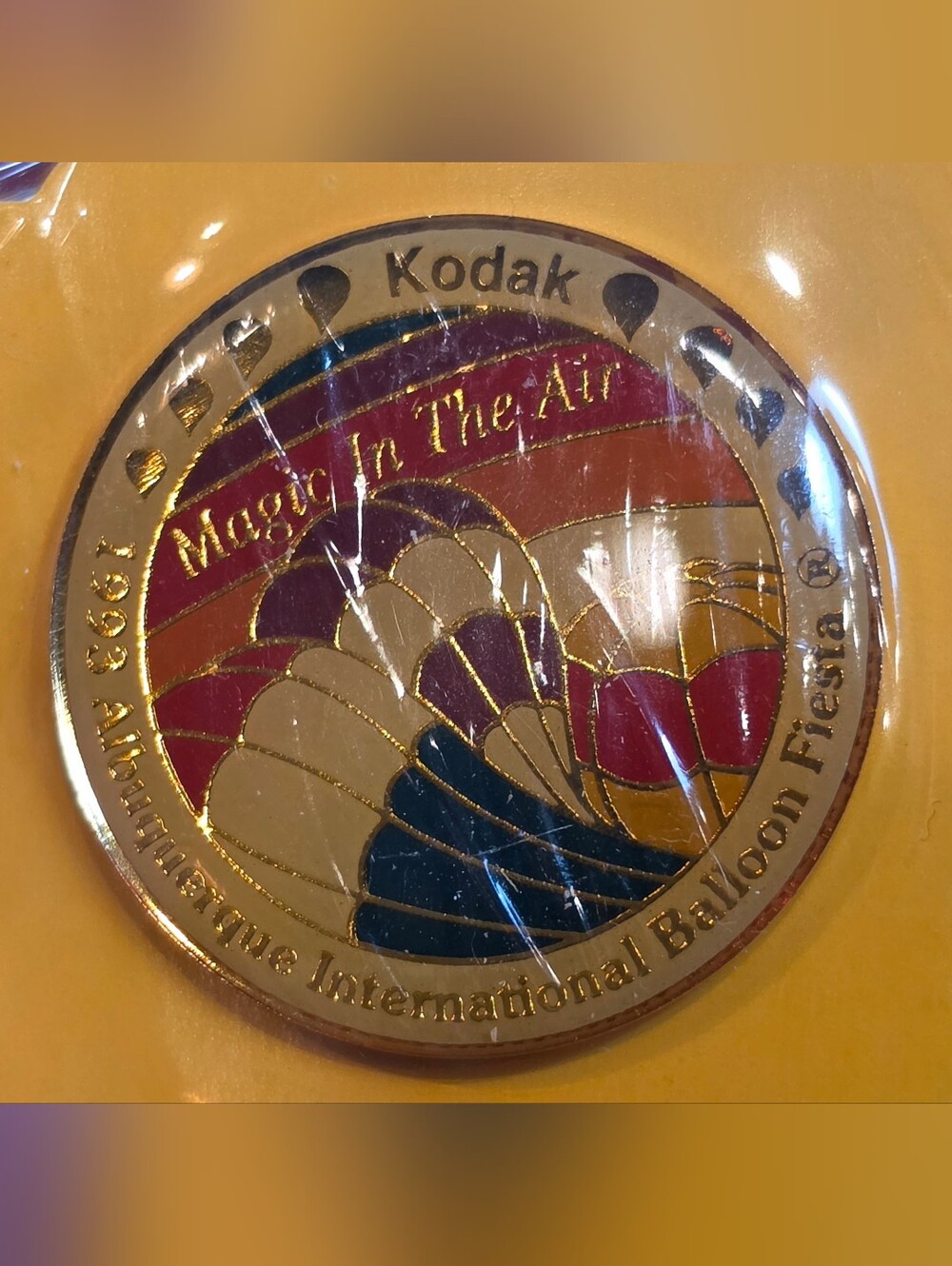 Vintage 1993 Albuquerque Balloon Fiesta Kodak Gold Accented Pin NEW